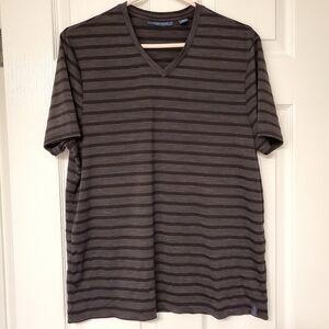 ⭐️PERRY ELLIS MENS GREY WITH BLACK STRIPED V-NECK SHIRT MEDIUM